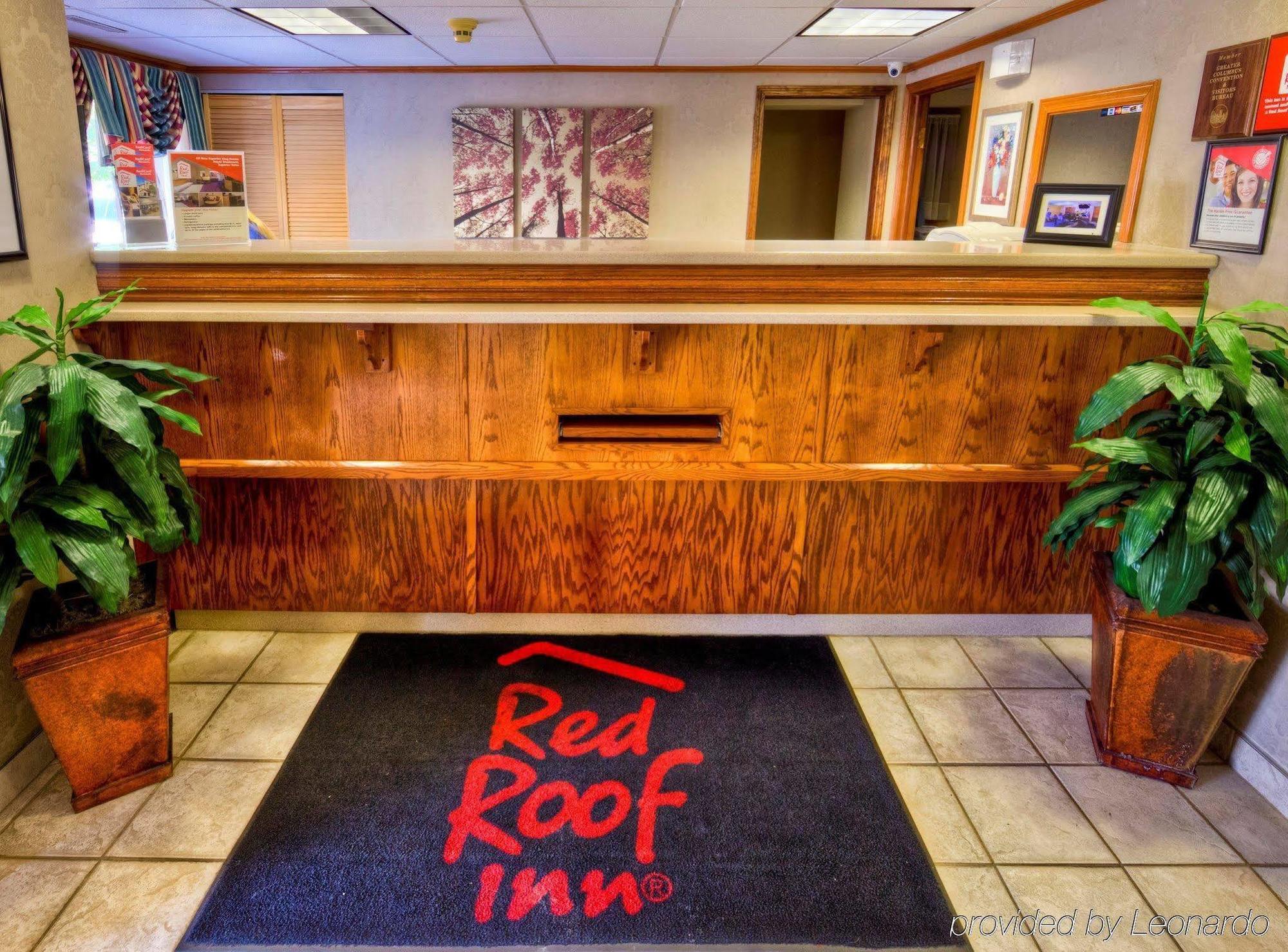 Hotel Red Roof - Ohio State Fairgrounds 2*